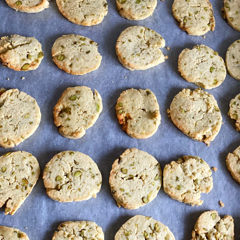 Herzhafte Kekse: Parmesan Sablés selber machen - ANA + NINA Herzhafte Kekse: Parmesan Sablés selber machen - ANA + NINA