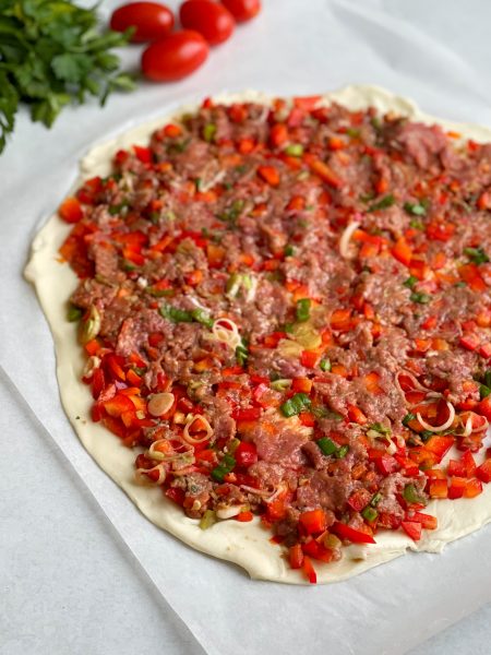 Lahmacun, Hackfleisch, Tomate, Pizza, türkisch
